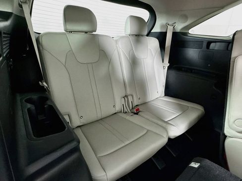 Used 2023 Kia Sorento SX Prestige AWD/4WD image 29