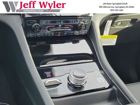 New 2025 Jeep Grand Cherokee Limited AWD/4WD image 12