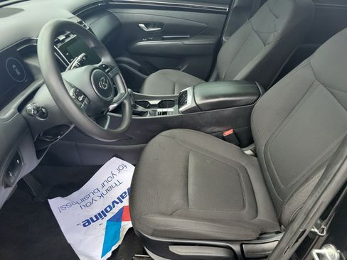 Used 2024 Hyundai Tucson SE FWD image 16