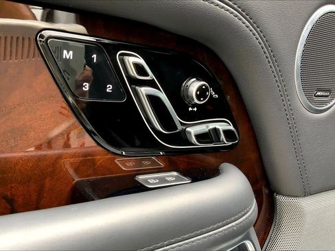 Used 2021 Land Rover Range Rover P525 Westminster Edition image 32