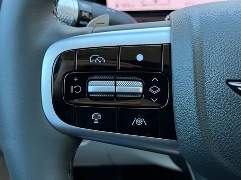 Used 2025 Genesis GV80 2.5T Standard image 26