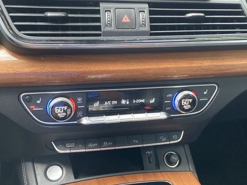 Used 2021 Audi Q5 2.0T Premium Plus AWD/4WD image 20