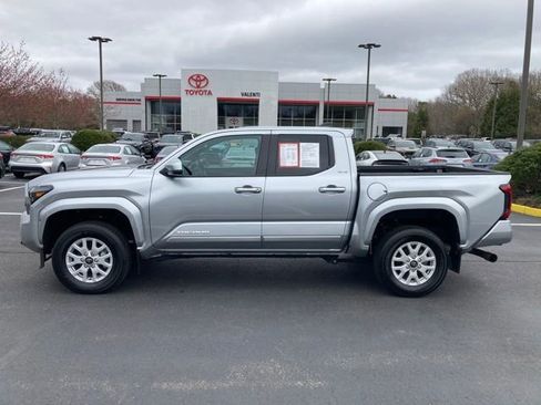 Used 2024 Toyota Tacoma SR5 image 2