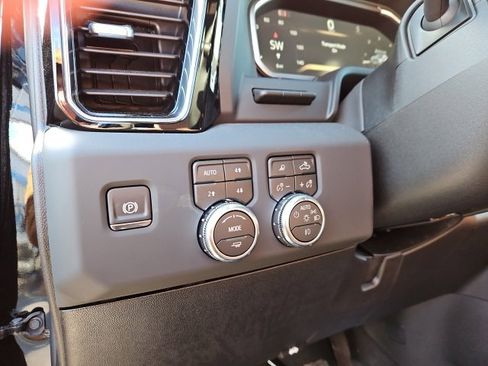 New 2026 GMC Sierra 3500 Denali Ultimate image 35