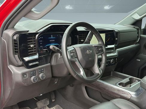 Used 2024 Chevrolet Silverado 2500 LTZ w/ LTZ Plus Package AWD/4WD image 4