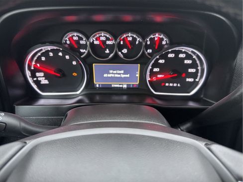 Used 2021 Chevrolet Silverado 1500 LT image 21