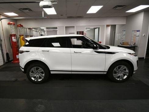 Used 2024 Land Rover Range Rover Evoque S AWD/4WD image 8