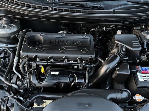 Used 2012 Kia Forte SX image 24