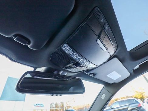 Used 2018 Mercedes-Benz GLC 300 4MATIC image 60