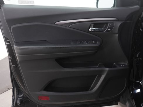 Used 2021 Honda Pilot EX-L image 23