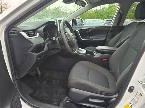 Certified 2024 Toyota RAV4 LE AWD/4WD image 14