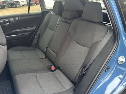 Used 2023 Toyota RAV4 AWD Hybrid image 13