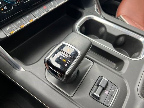 Certified 2025 GMC Sierra 1500 Denali Ultimate image 14