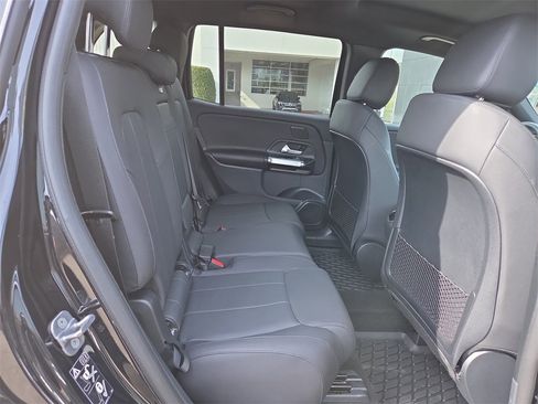 Certified 2026 Mercedes-Benz GLB 250 4MATIC image 18