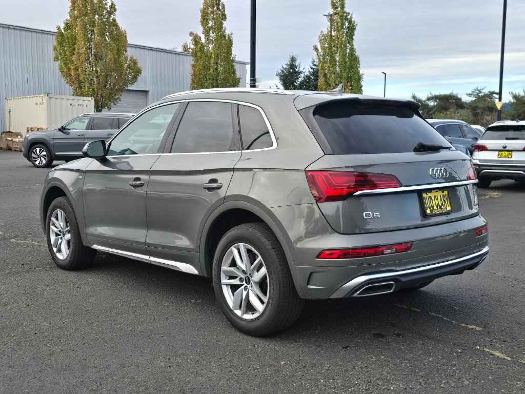 Used 2023 Audi Q5 2.0T Premium AWD/4WD image 3