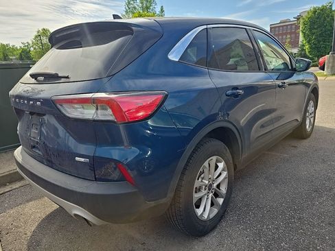 Used 2020 Ford Escape SE image 8