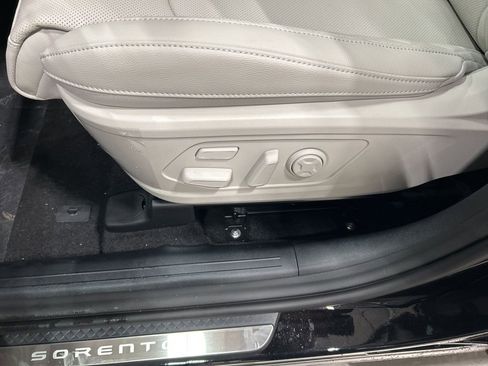 New 2026 Kia Sorento SX Prestige AWD/4WD image 11