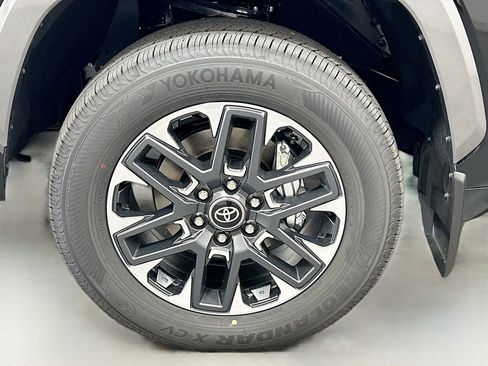 New 2026 Toyota Tundra Limited image 9