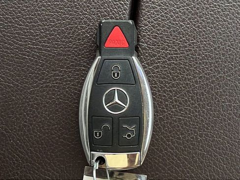 Used 2018 Mercedes-Benz GLE 350 image 24
