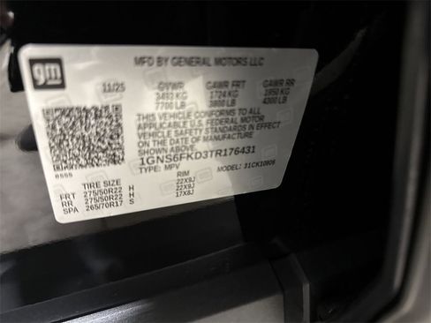 New 2026 Chevrolet Suburban Premier w/ Sun And Tow Package image 29