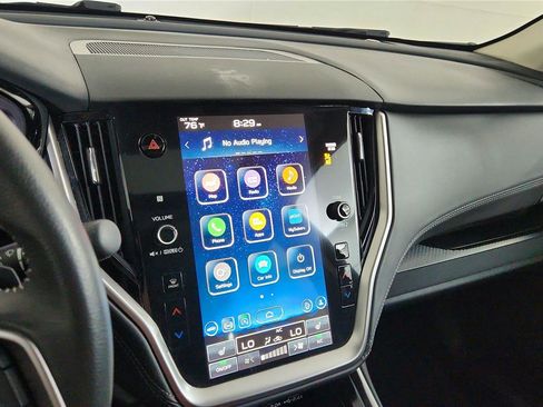 Used 2023 Subaru Outback Premium image 31