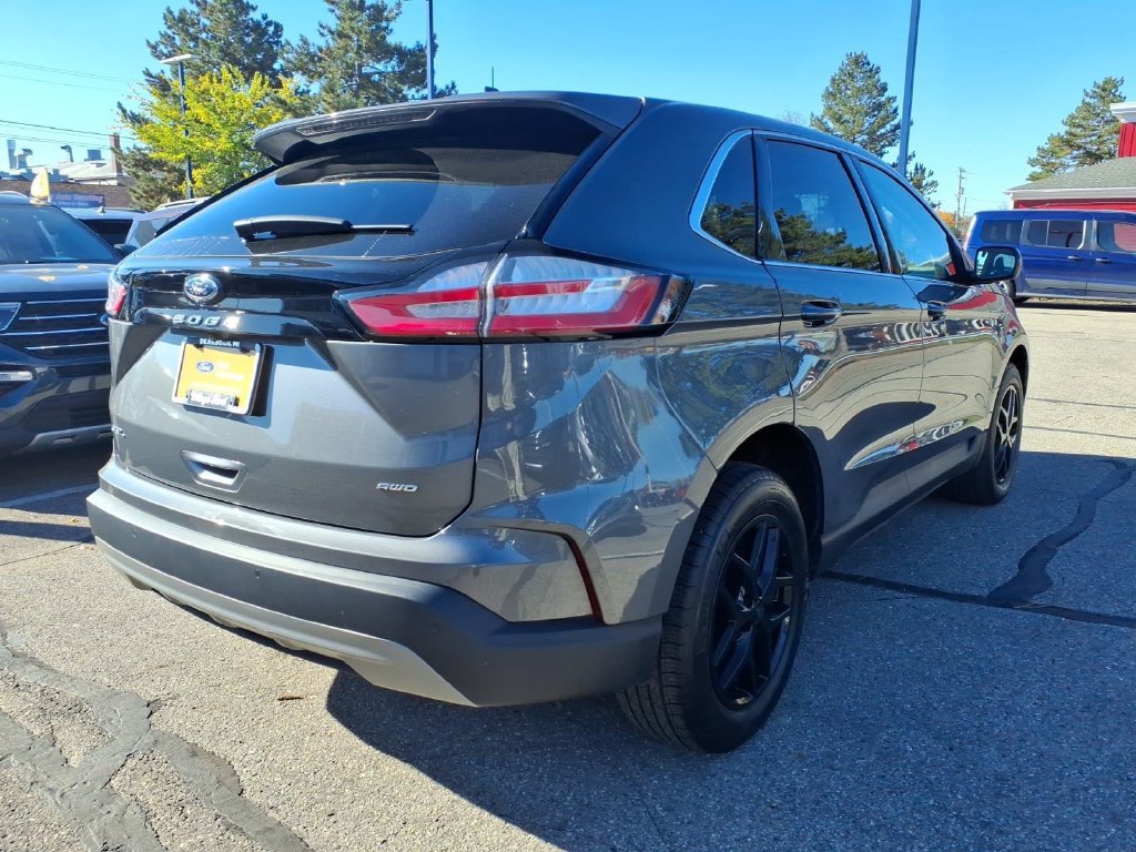 Certified 2024 Ford Edge SEL w/ Convenience Package AWD/4WD image 6
