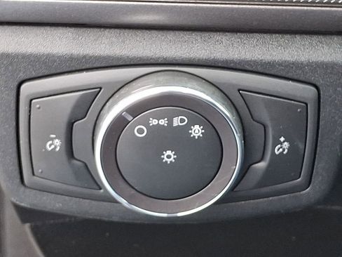 Used 2020 Ford Fusion SE FWD image 23