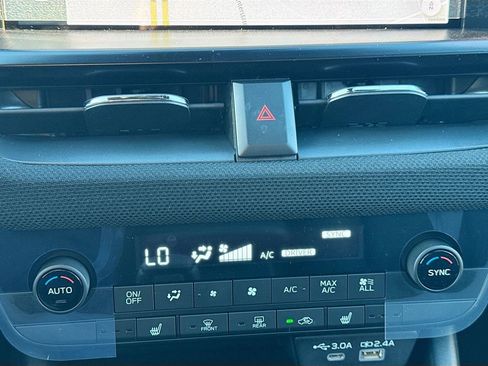 New 2026 Subaru Outback Premium image 18