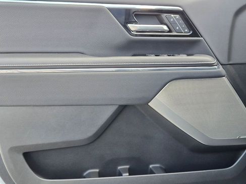 Used 2024 GMC Sierra EV Denali image 25