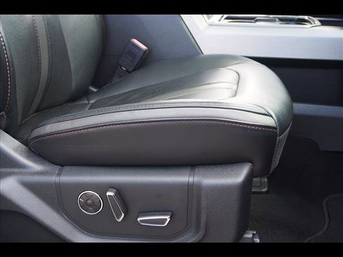 Used 2020 Ford F350 Platinum image 28