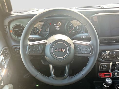 New 2026 Jeep Gladiator Mojave AWD/4WD image 18