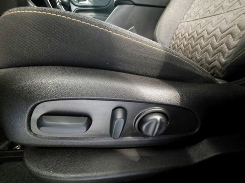 Used 2022 Chevrolet Equinox LT FWD image 21