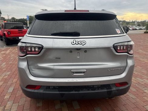 Used 2021 Jeep Compass Limited FWD image 9