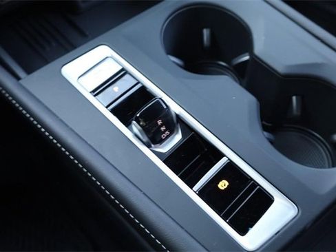 New 2026 Volkswagen Atlas Cross Sport SE image 14