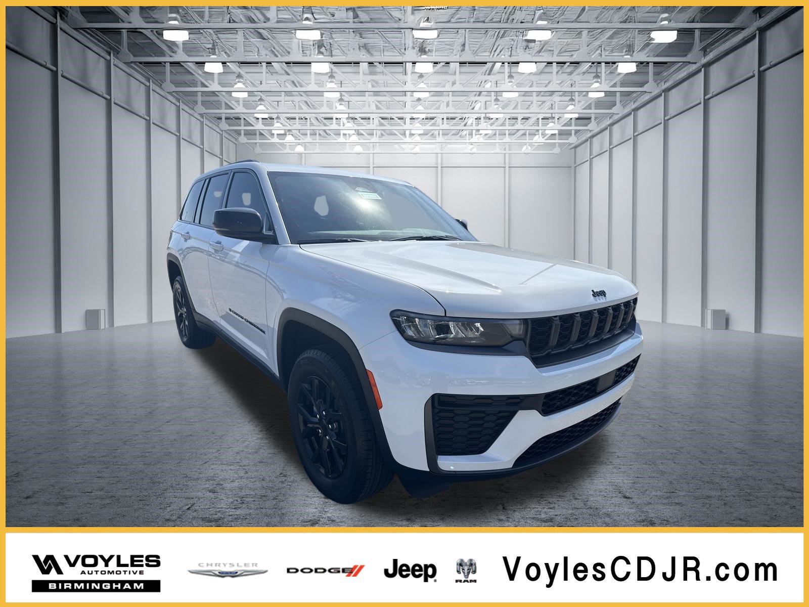 New 2026 Jeep Grand Cherokee Altitude RWD image 1