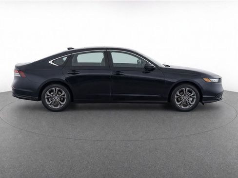 Used 2024 Honda Accord EX image 8