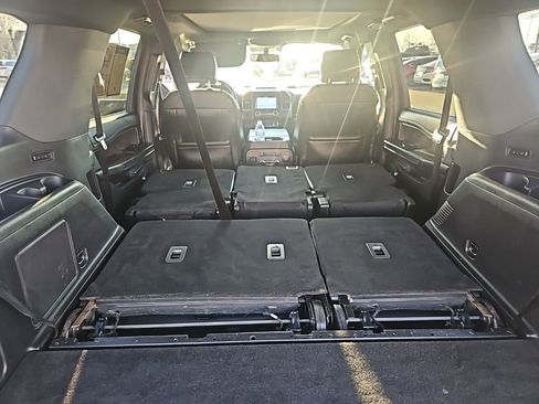 Used 2018 Ford Expedition Limited image 25