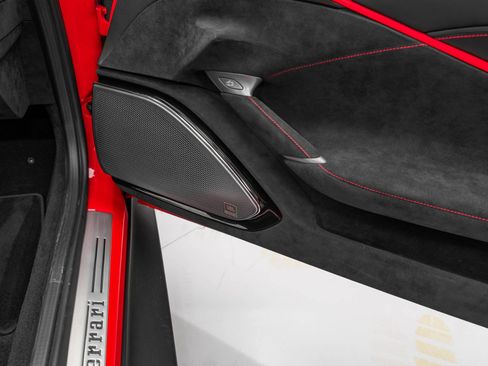 Certified 2025 Ferrari Roma Base image 63