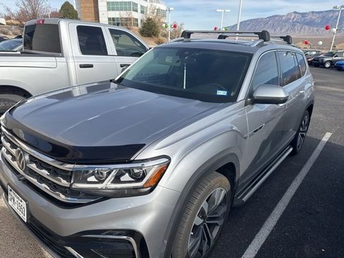 Used 2023 Volkswagen Atlas SEL Premium image 1