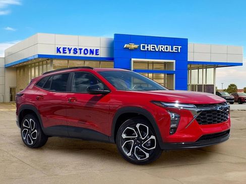 New 2026 Chevrolet Trax RS w/ Sunroof Package FWD image 1