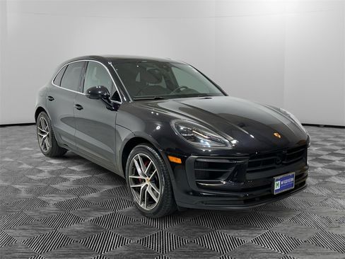 Used 2023 Porsche Macan S image 7