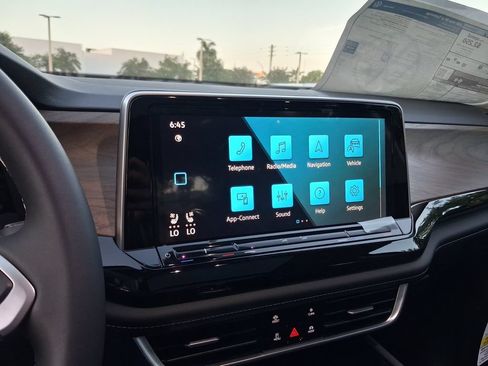 New 2026 Volkswagen Atlas SE FWD image 9