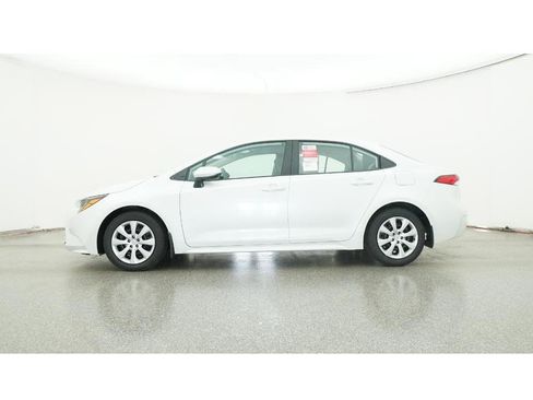 New 2026 Toyota Corolla LE image 19