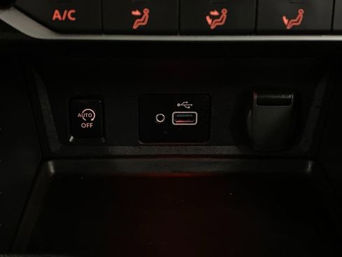 Used 2024 Nissan Sentra S image 25