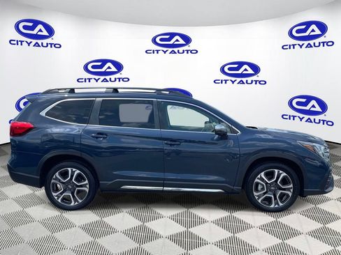 Used 2023 Subaru Ascent Limited w/ Technology Package AWD/4WD image 2