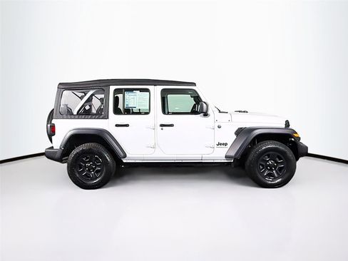Used 2025 Jeep Wrangler Unlimited Sport AWD/4WD image 8
