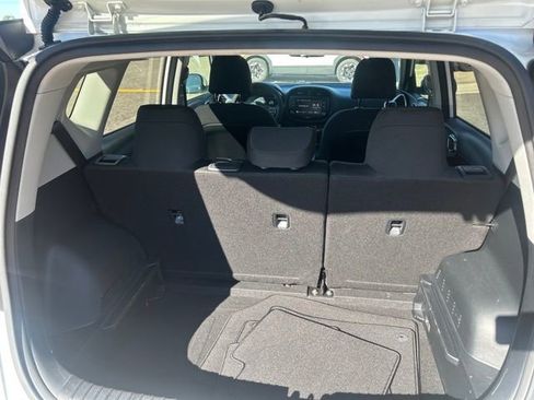 Used 2023 Kia Soul LX w/ LX Technology Package FWD image 44