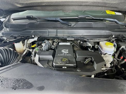 Used 2022 RAM 2500 Limited image 30