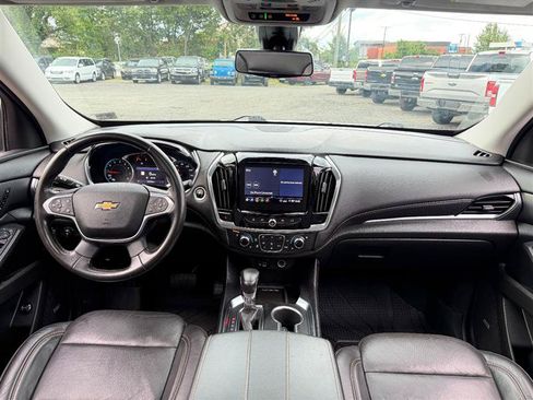 Used 2021 Chevrolet Traverse Premier w/ Redline Edition AWD/4WD image 26