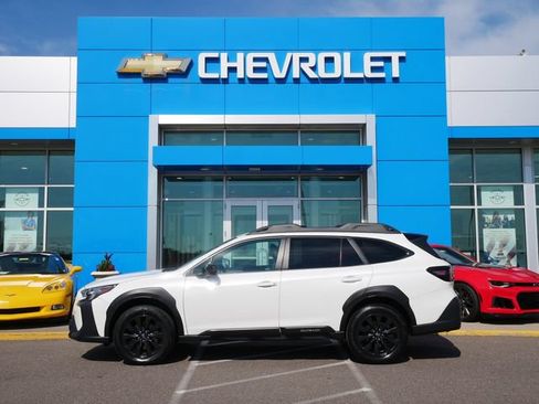 Used 2024 Subaru Outback Onyx Edition XT AWD/4WD image 4